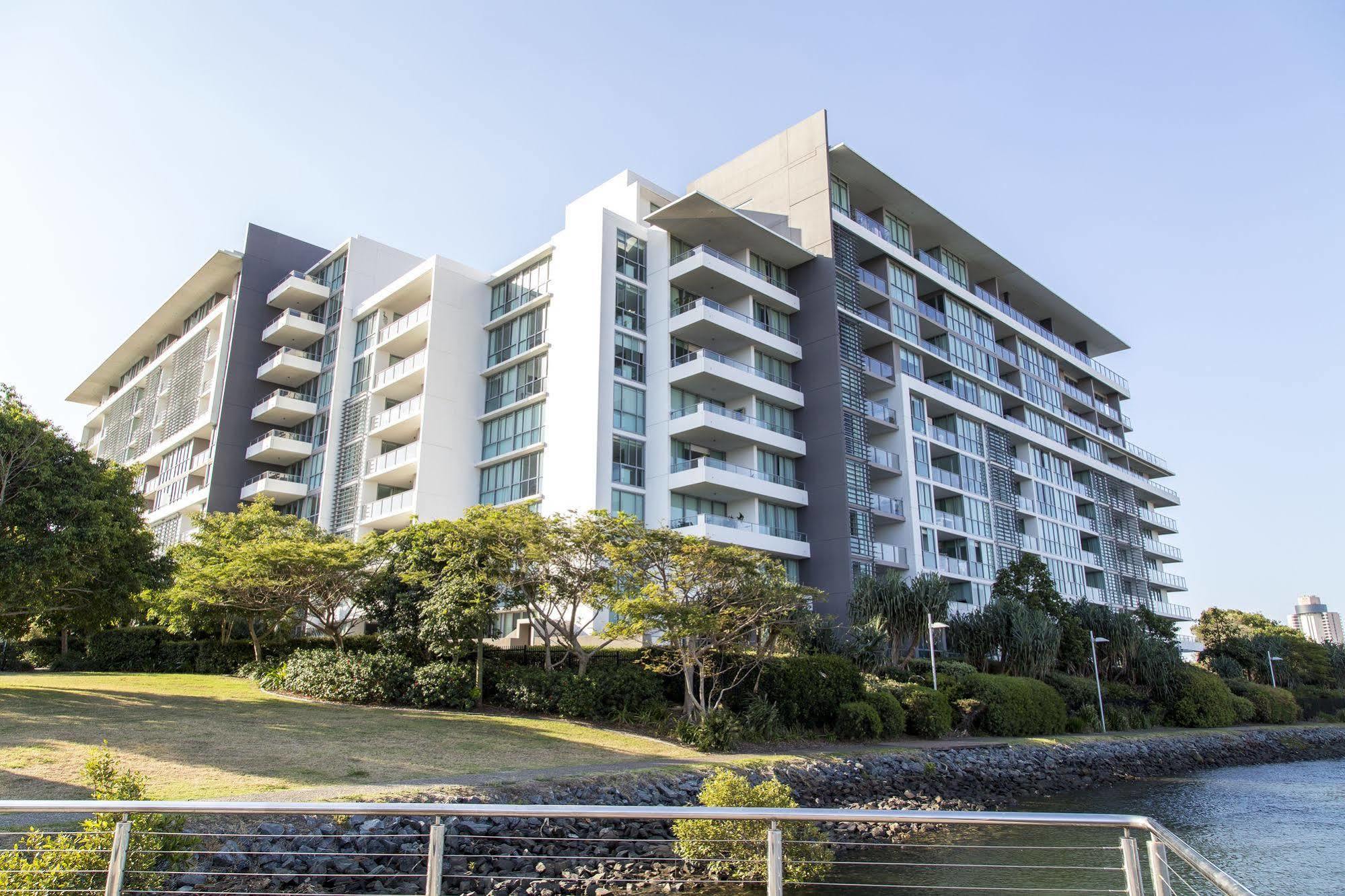Ultiqa Freshwater Point Resort Broadbeach Gold Coast Esterno foto